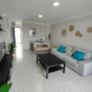 Precioso Apartamento A Estrenar, A 100mts De La Playa Candelaria